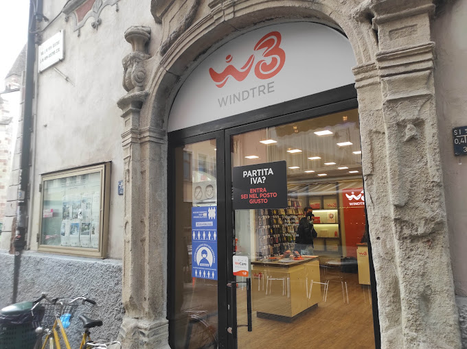 Windtre Bolzano Via Goethe